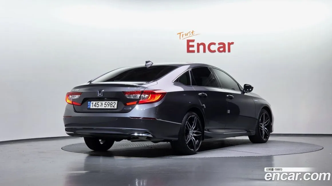 Honda Accord — фото 2