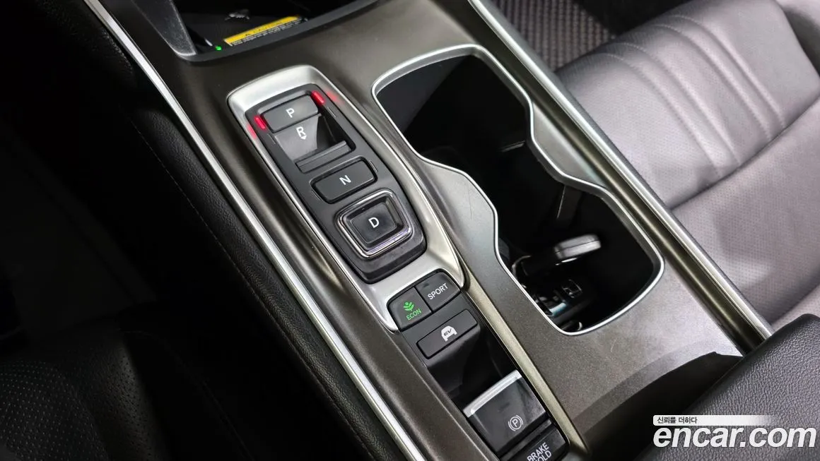 Honda Accord — фото 9
