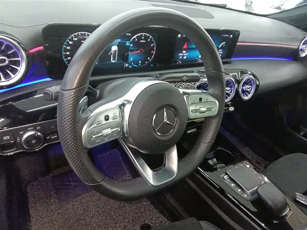 Mercedes-Benz A-Class — фото 10