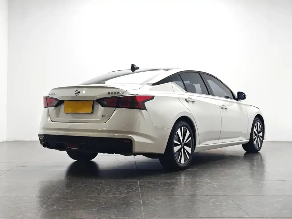 Nissan Teana 2022 из CN, фото 3