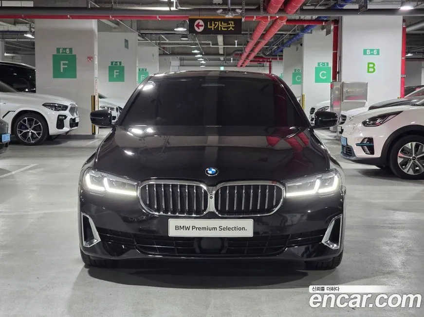 BMW 5-Series 2023 из KR, фото 2