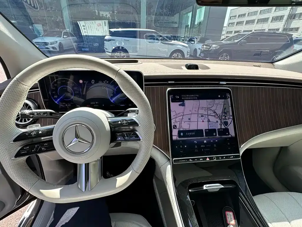 Mercedes-Benz EQE SUV 2023 из CN, фото 10