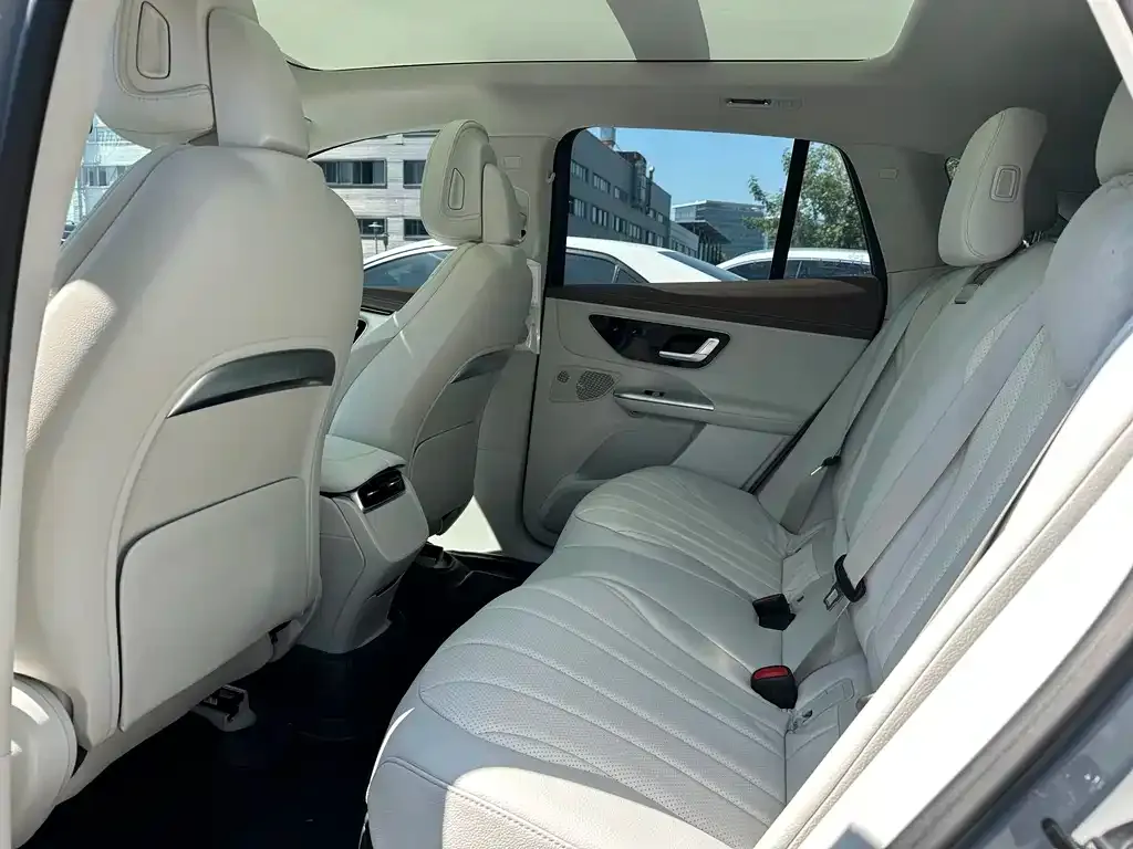 Mercedes-Benz EQE SUV 2023 из CN, фото 7