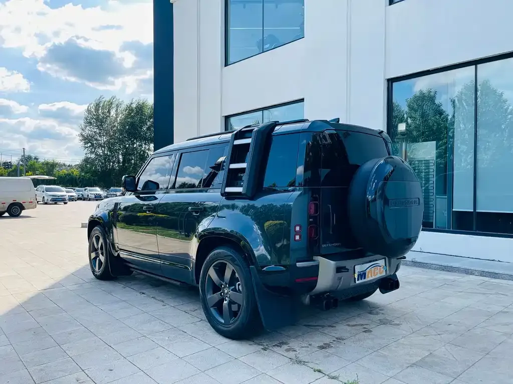 Land Rover Defender — фото 5