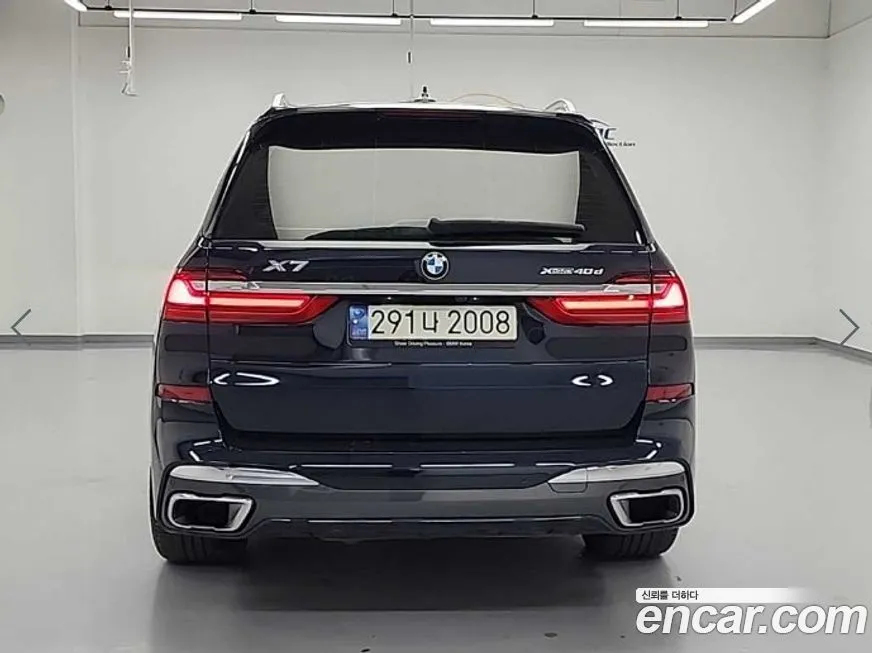 BMW X7 — фото 3