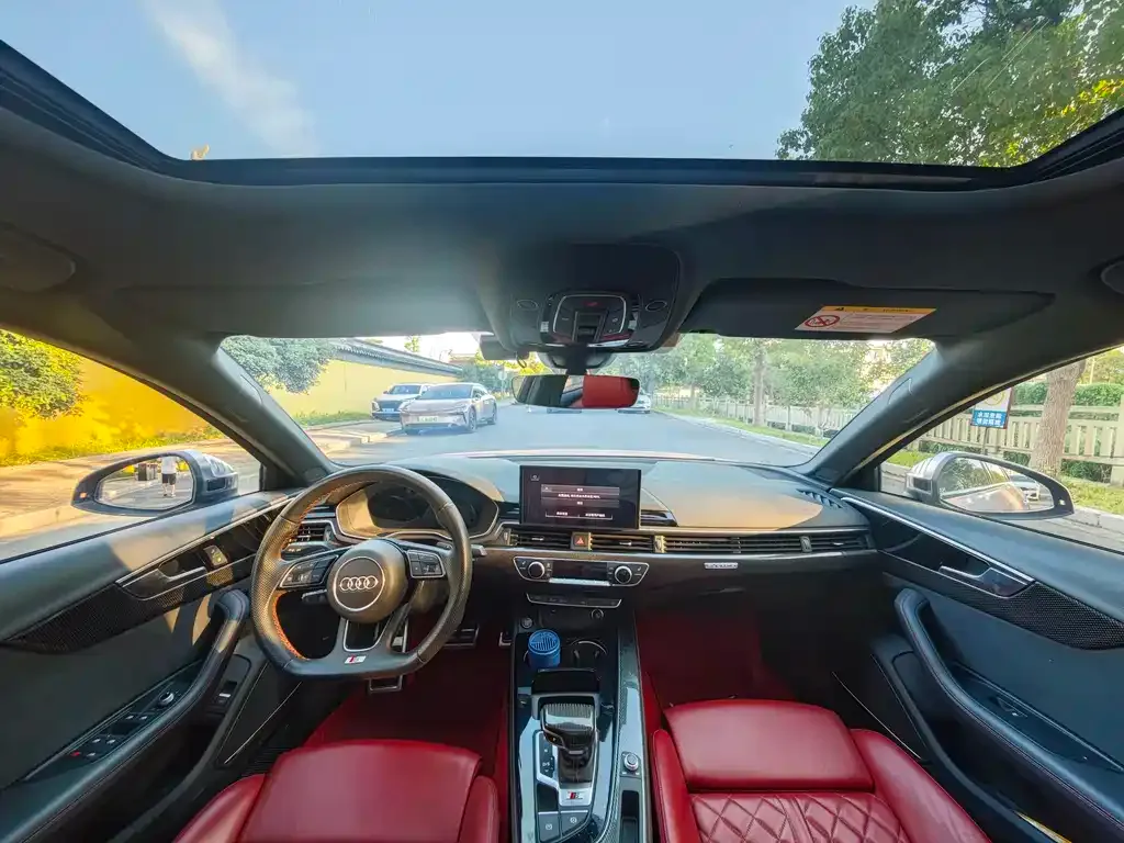 Audi S4 2023 из CN, фото 6
