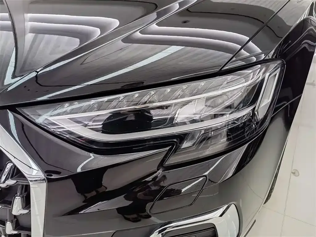 Audi A8 2023 из CN, фото 4