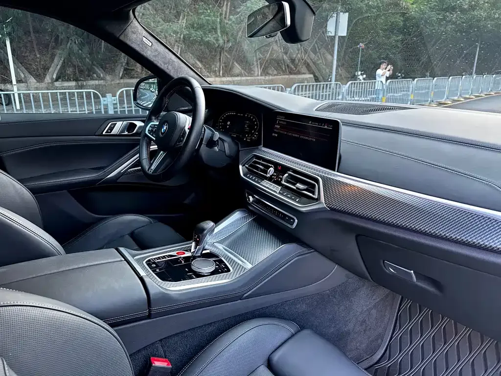 BMW X6 M 2023 из CN, фото 6