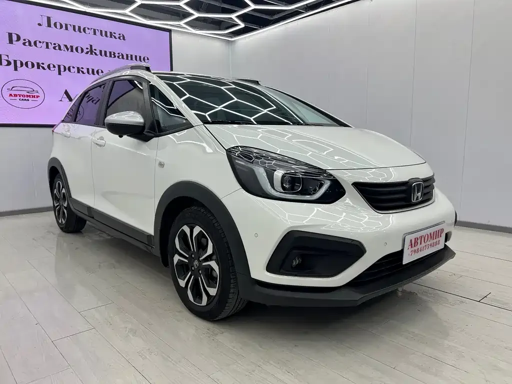 Honda Fit — фото 3