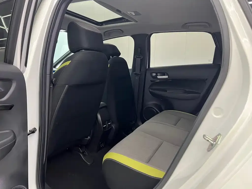Honda Fit — фото 5