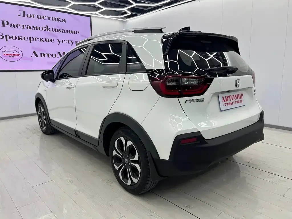 Honda Fit — фото 8