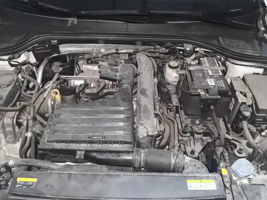 Volkswagen Golf 2021 из CN, фото 10