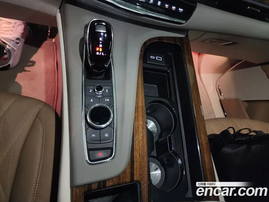 Cadillac Escalade 2023 из KR, фото 9