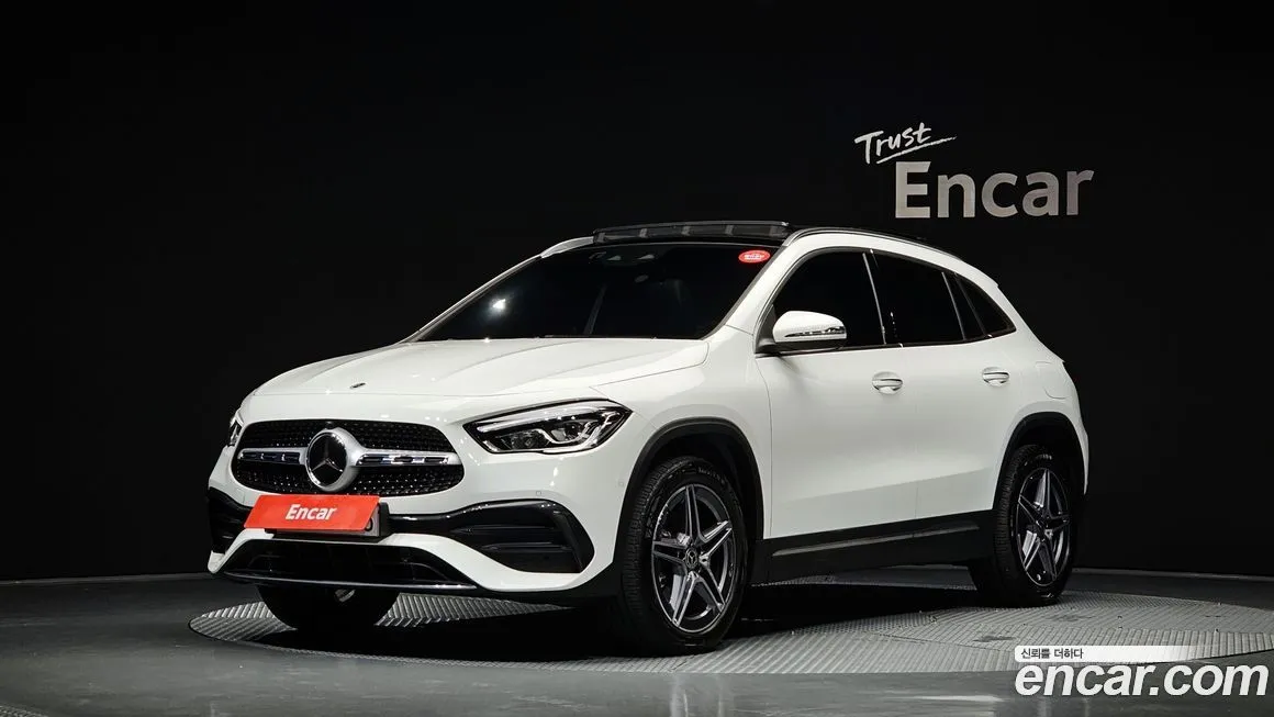Mercedes-Benz GLA-Class — фото 1