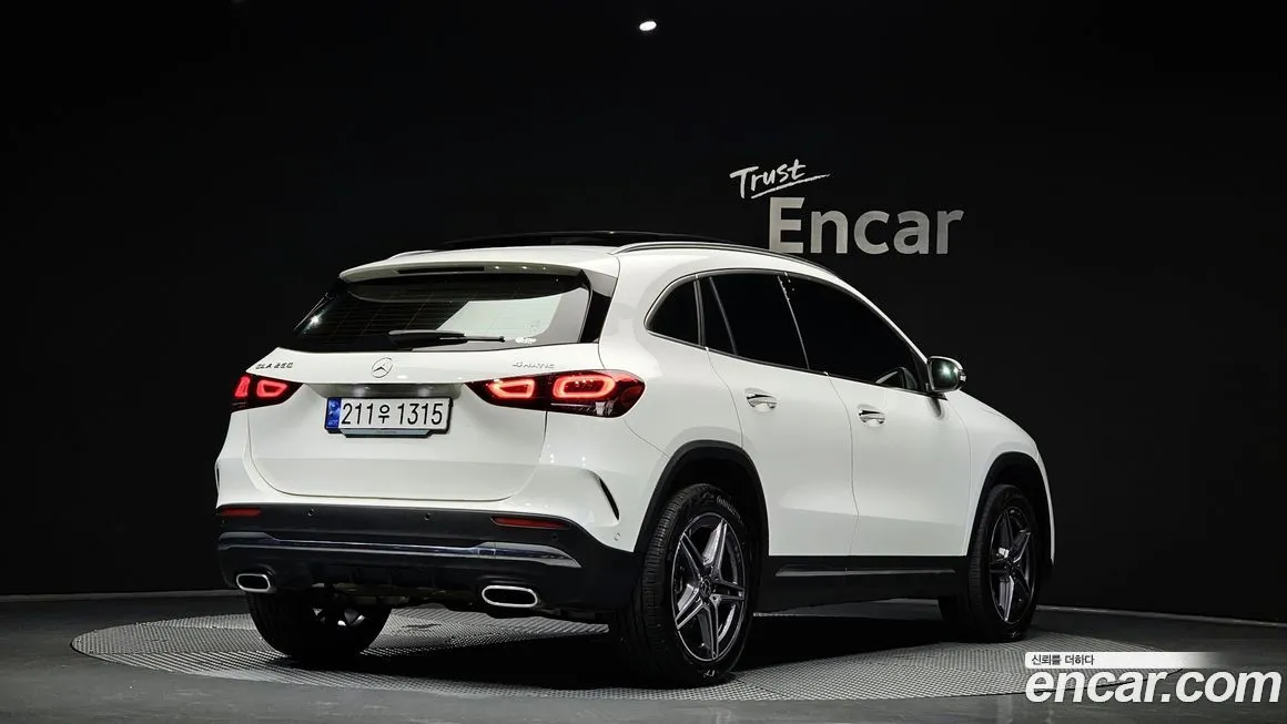 Mercedes-Benz GLA-Class — фото 2