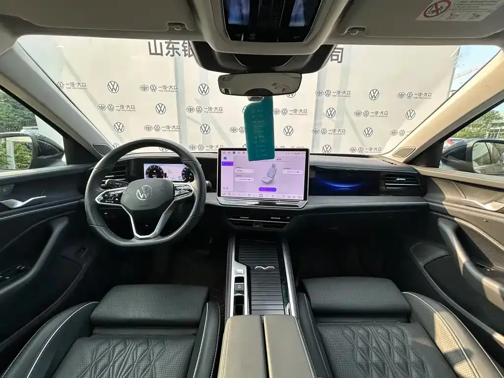 Volkswagen Magotan 2024 из CN, фото 7