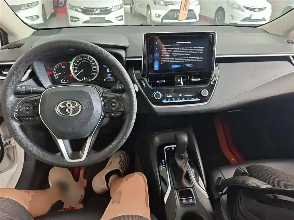 Toyota Corolla 2023 из CN, фото 10