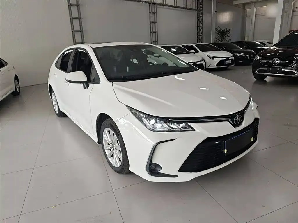 Toyota Corolla 2023 из CN, фото 4
