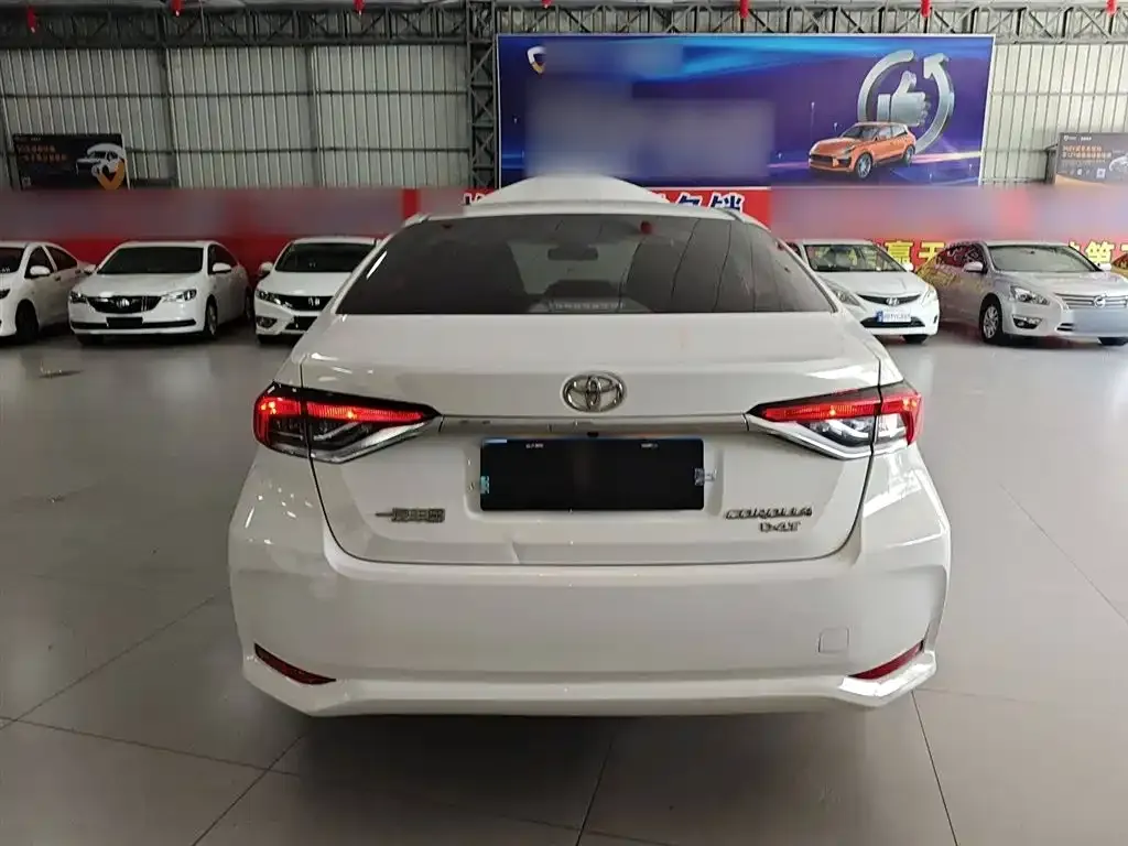 Toyota Corolla 2023 из CN, фото 6