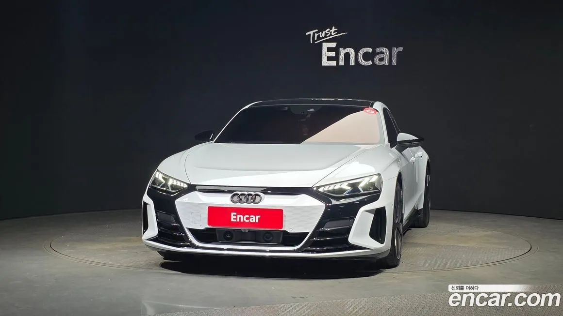 Audi e-tron GT 2023 из KR, фото 3