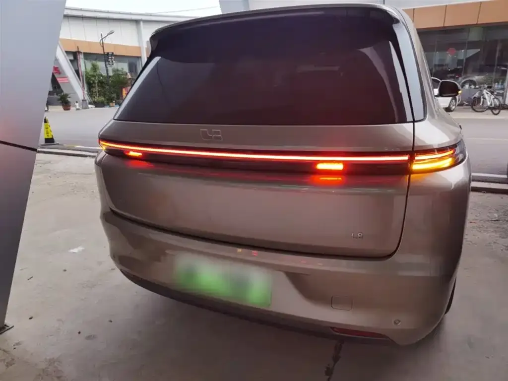 Li Auto L8 2024 из CN, фото 6