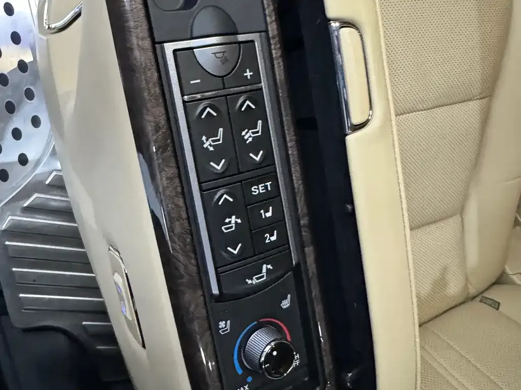 Toyota Vellfire 2022 из CN, фото 10