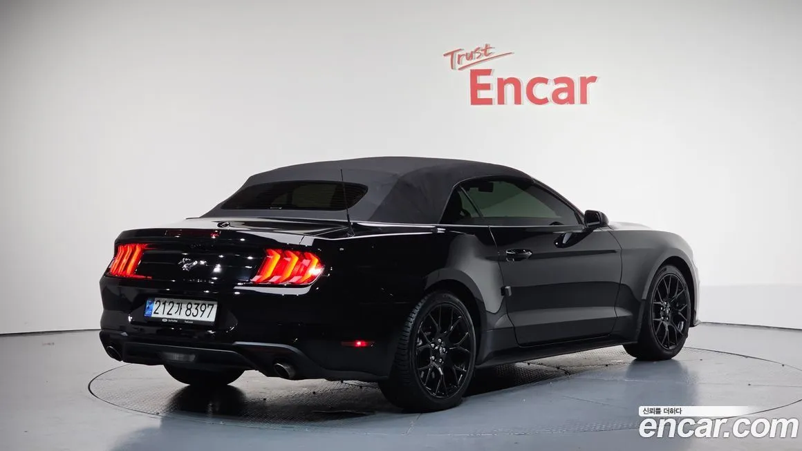 Ford Mustang 2023 из KR, фото 2