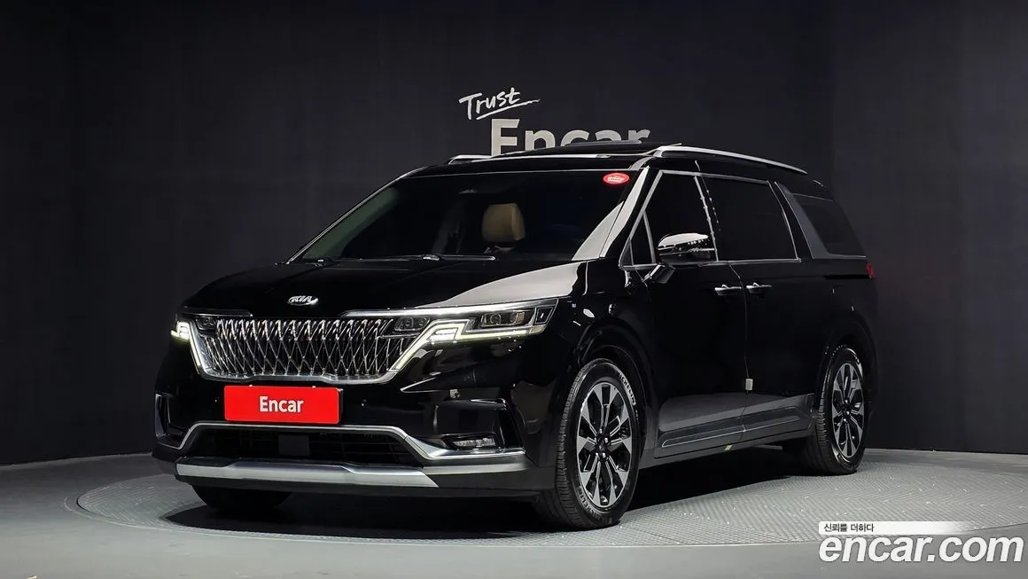 Kia Carnival — фото 1
