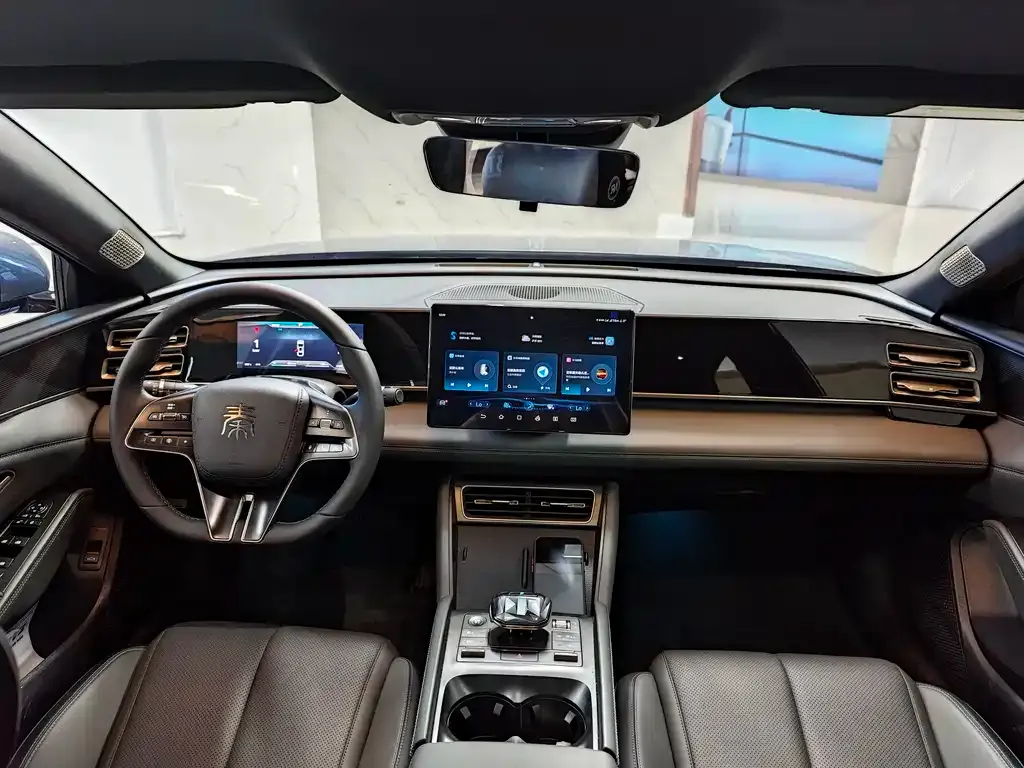 BYD Qin L 2024 из CN, фото 4