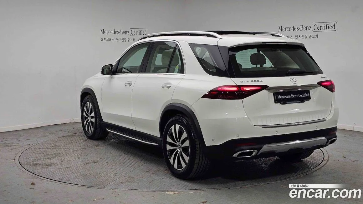 Mercedes-Benz GLE-Class — фото 2