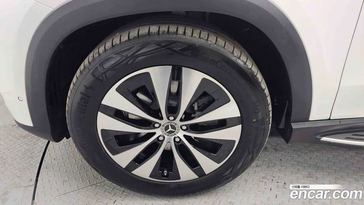 Mercedes-Benz GLE-Class — фото 5