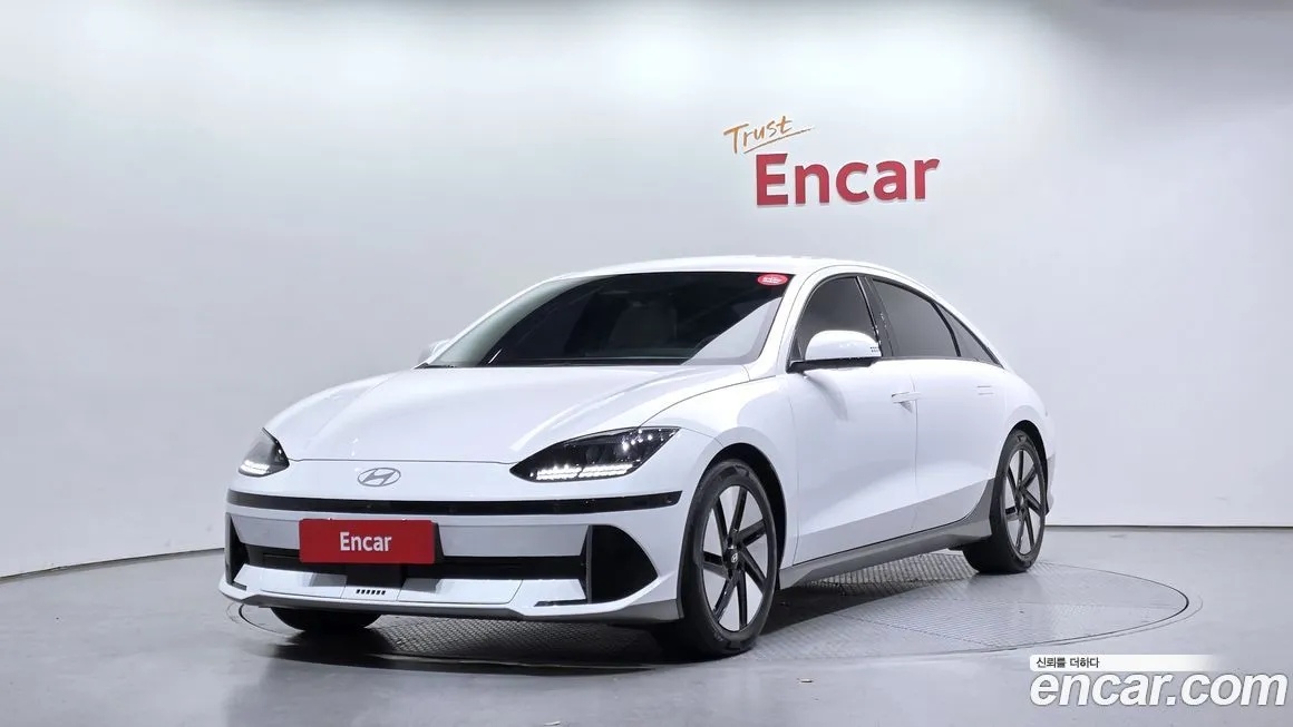 Hyundai Ioniq6 — фото 1
