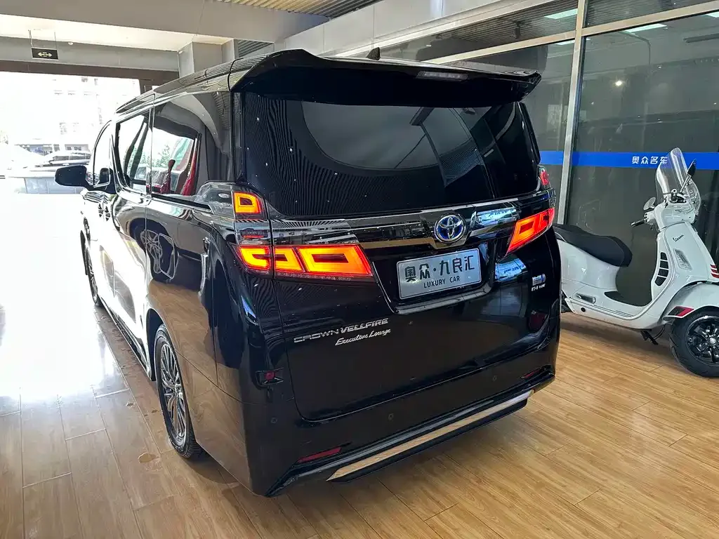 Toyota Vellfire 2022 из CN, фото 10