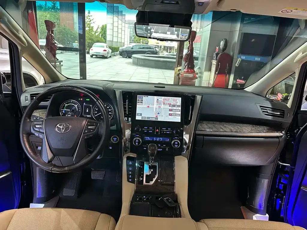 Toyota Vellfire 2022 из CN, фото 8