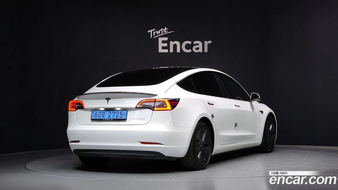 Tesla Model 3 2022 из KR, фото 2