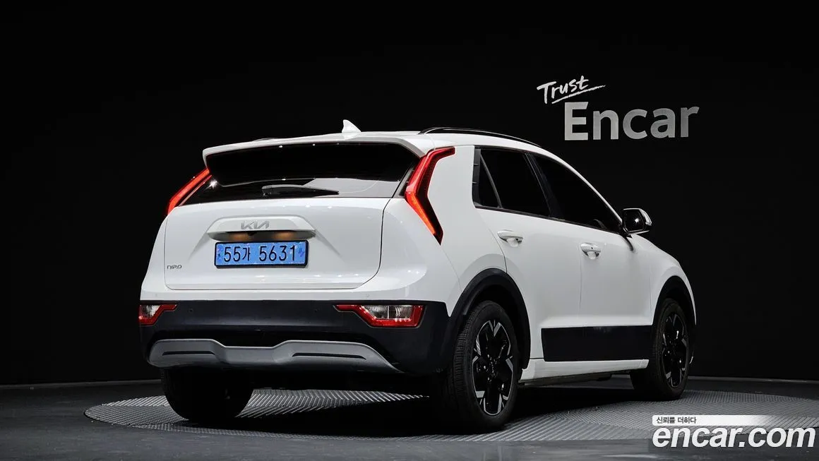 [object Object] Niro 2023 из KR, фото 2