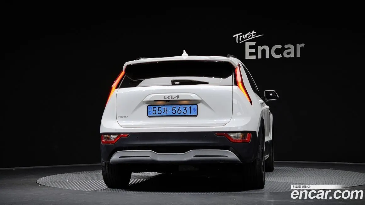[object Object] Niro 2023 из KR, фото 4