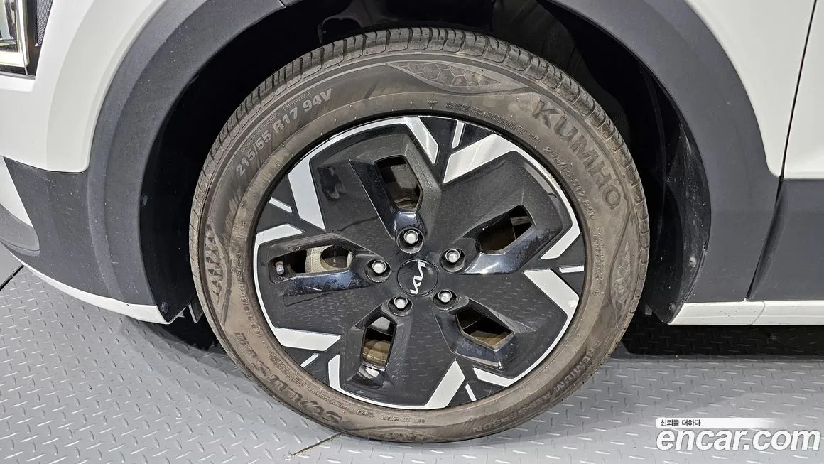 [object Object] Niro 2023 из KR, фото 5