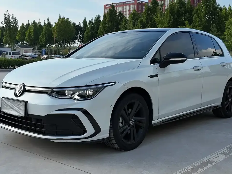 Volkswagen Golf 2022 из CN, фото 1
