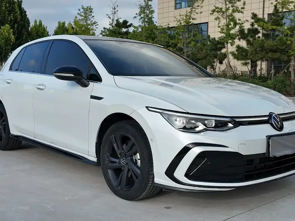 Volkswagen Golf 2022 из CN, фото 3