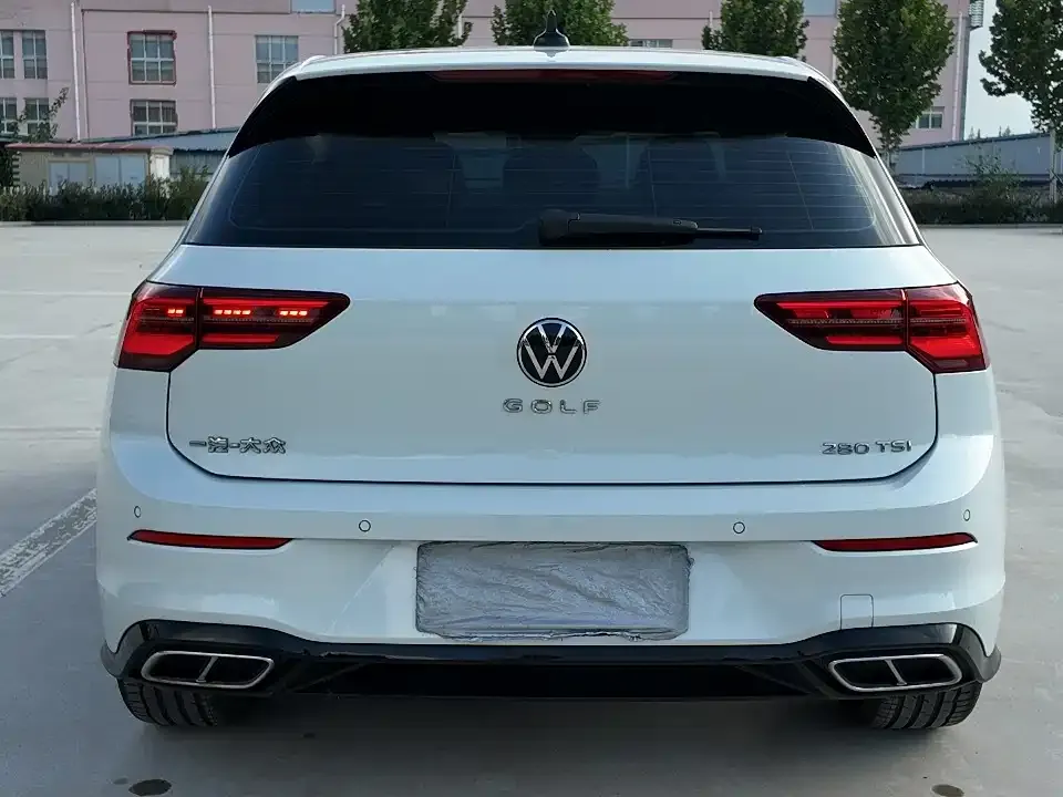 Volkswagen Golf 2022 из CN, фото 5