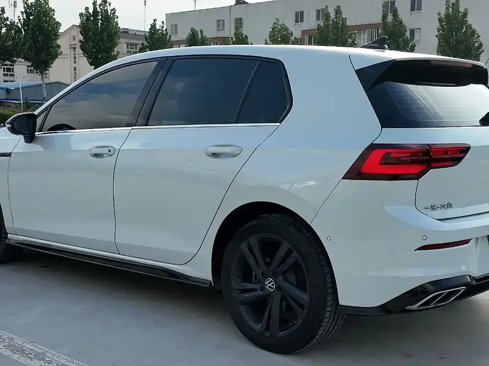 Volkswagen Golf 2022 из CN, фото 6