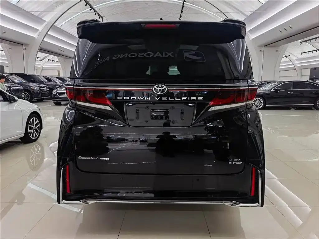 Toyota Vellfire 2024 из CN, фото 3