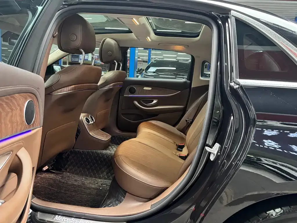 Mercedes-Benz E-Class 2022 из CN, фото 9