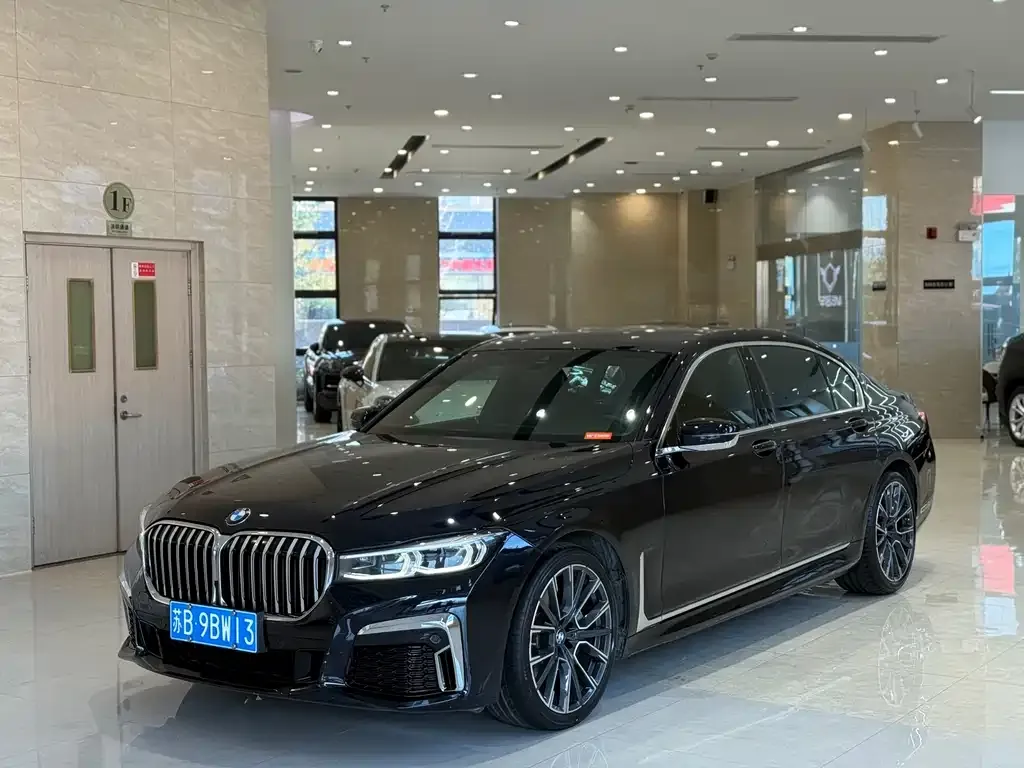 BMW 7 Series 2021 из CN, фото 1