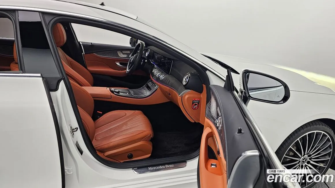 Mercedes-Benz CLS-Class — фото 10