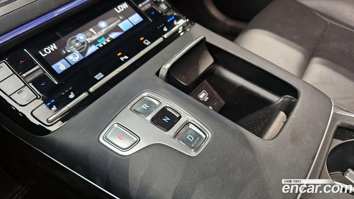 Hyundai Grandeur 2023 из KR, фото 9