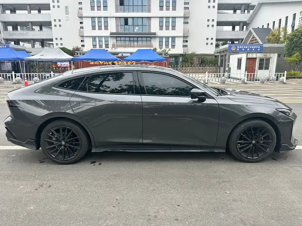 Changan UNI-V 2024 из CN, фото 4