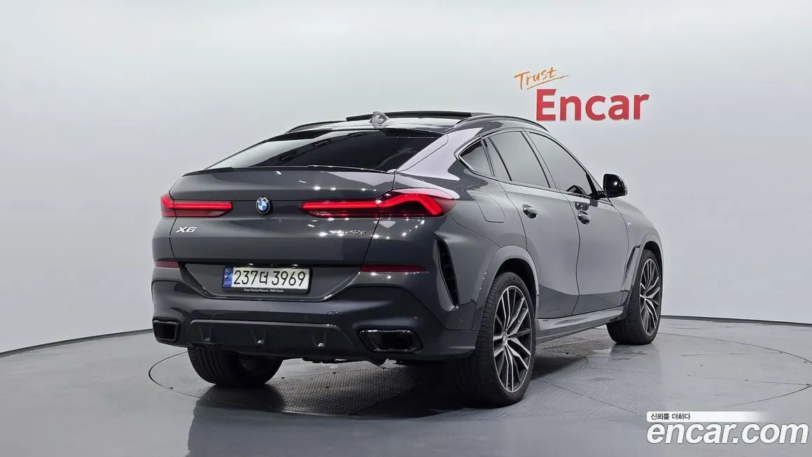 BMW X6 2023 из KR, фото 2