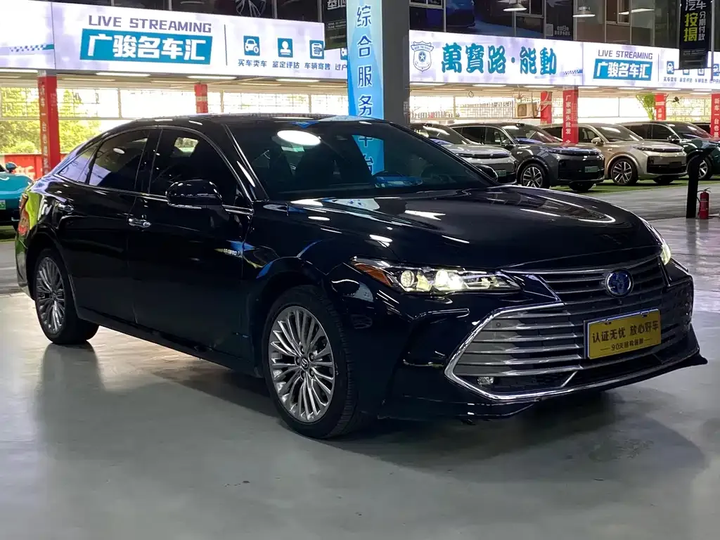 Toyota Avalon 2022 из CN, фото 2